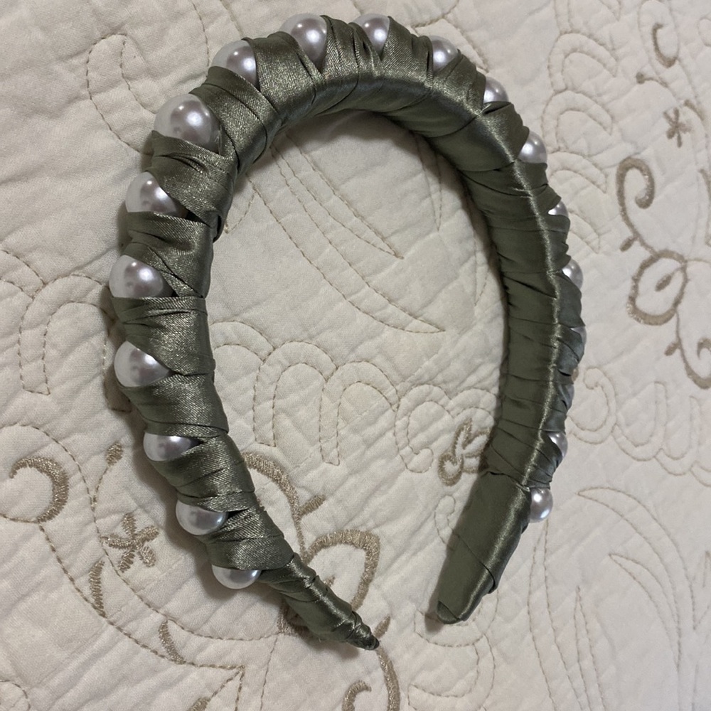 Pearl satin headband